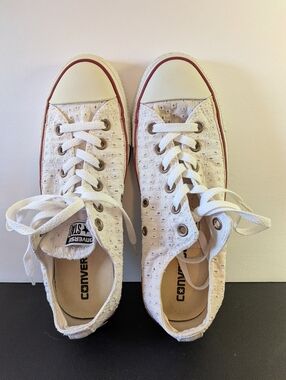 Converse Women's Eyelet Low-Top Sneakers Size 9